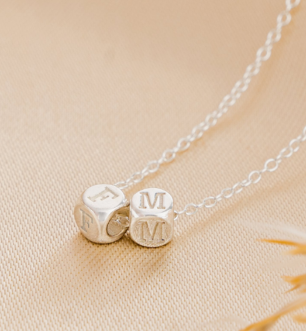 KAYA sieraden Ketting met Letter 'Cubes' | 2 Initialen