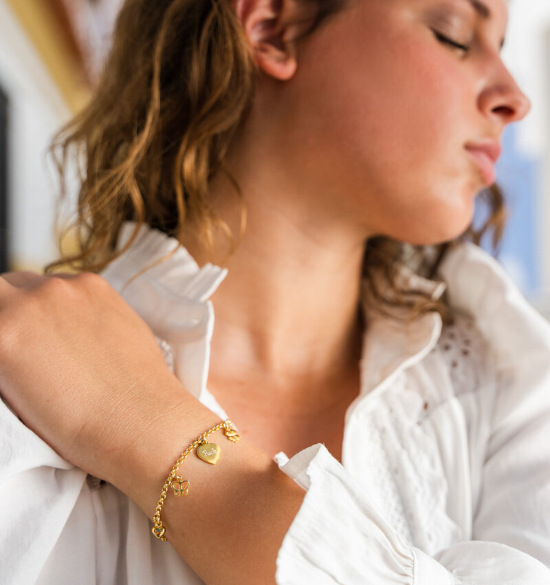 KAYA sieraden Personalized Charm Bracelet Fijne Jasseron with Charms of your Choice KAYA jewels webshop a beautiful memory