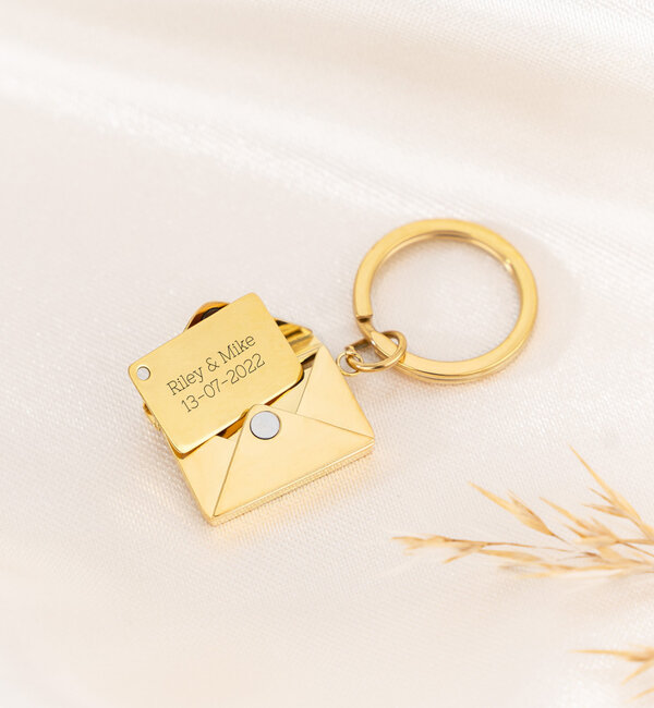 KAYA sieraden Keychain 'Letter' with Name engraving