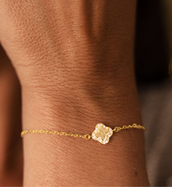 KAYA sieraden Christmas Bracelet 'PavÃ© Clover' with Letter I Zirconia Crystals