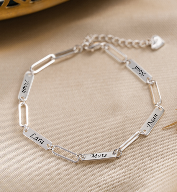 KAYA sieraden Kerst Schakelarmband met Naam 'Closed Forever'