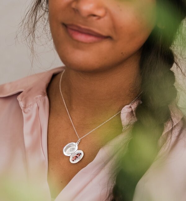 Gegraveerde sieraden Valentine's Day Necklace with Photo 'Vintage' Oval Locket