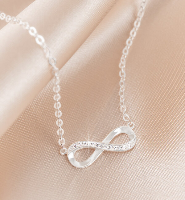 KAYA sieraden Silver Necklace 'Infinity Crystal'