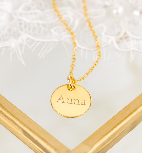 KAYA sieraden Bridal necklace with name engraving ‘Choose your charm’