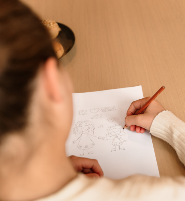 KAYA sieraden Engraved charm 'Child's drawing'