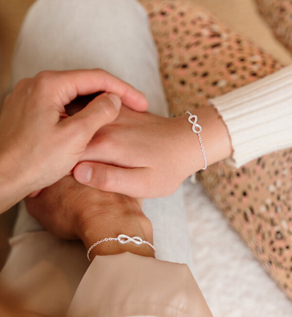 KAYA sieraden Silver bracelet 'You are loved for Infinity'