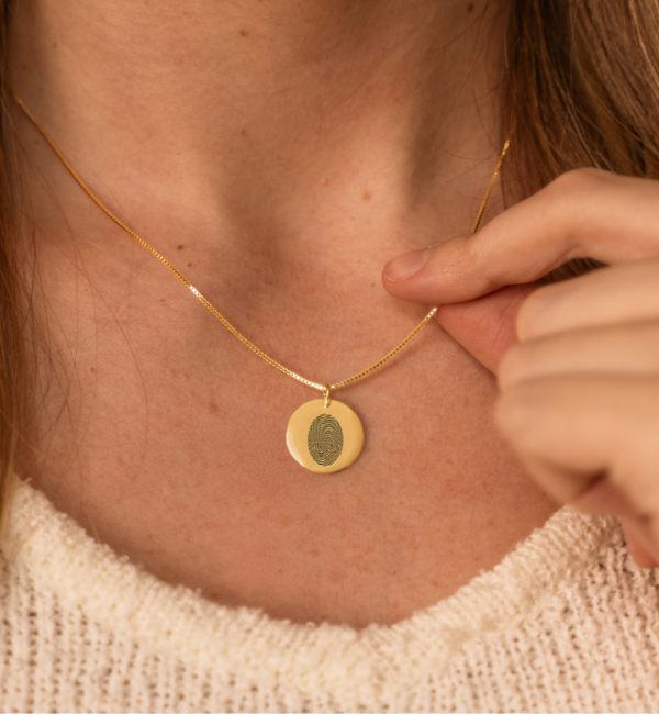 Gegraveerde sieraden Fingerprint Necklace 'Oval'