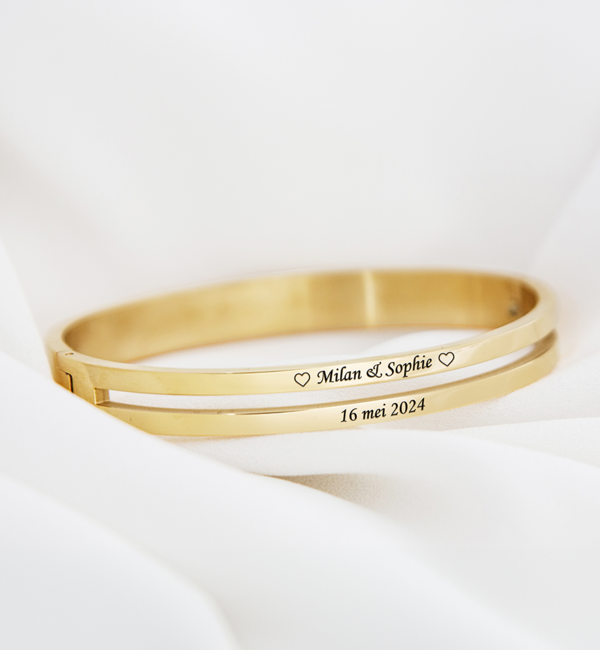 KAYA sieraden Bangle with text 'Engrave me'