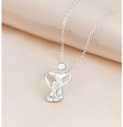 KAYA sieraden Silver Necklace "A Mother holds her children's hands'