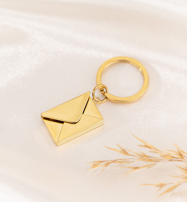 KAYA sieraden Geslaagd Sleutelhanger 'Brief' met Naam gravure