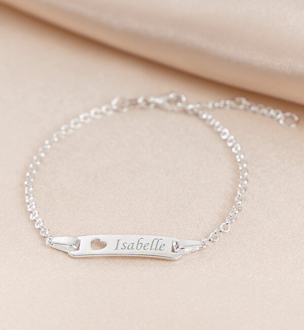 KAYA sieraden Bracelet with Name ‘Classic Bar’ | Cut-Out Heart