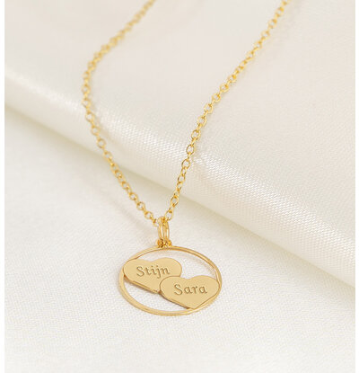 KAYA sieraden Ketting met naam 'Two Hearts, One Love'