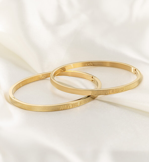 KAYA sieraden 2 Cuff Bracelets ‘Choose your text’
