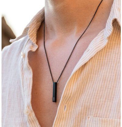 KAYA sieraden Men's Necklace with Name 'Elegant Bar' | Black