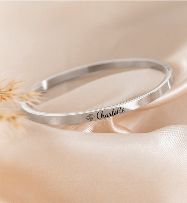 KAYA sieraden Cuff bracelet ‘Classic’ with birth flower and name