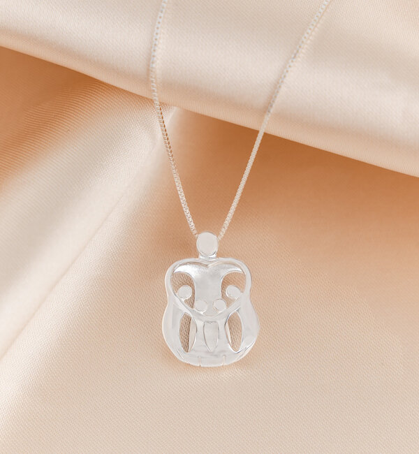 KAYA sieraden Necklace ‘We Are Family’ – Mom & 3 Kids