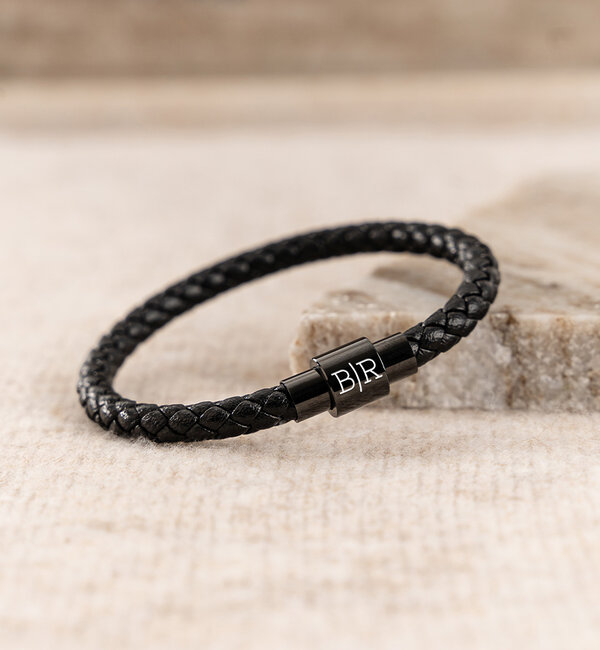 KAYA sieraden Leren Jongensarmband met Initialen