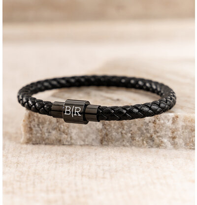 KAYA sieraden Zwarte Leren Jongens Armband met Initialen