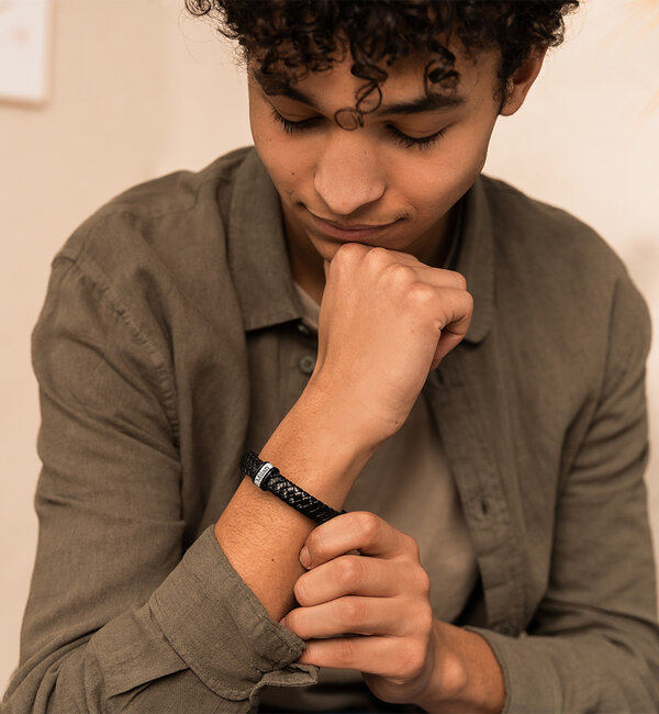 Sieraden Boys Bracelet Leather with Name 'Rock My World' | Silver