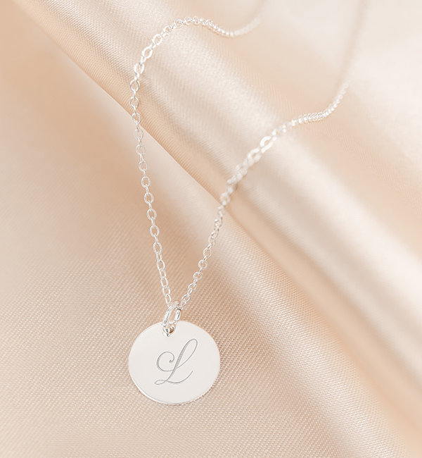 KAYA sieraden Letter necklace ‘Graceful Initial’