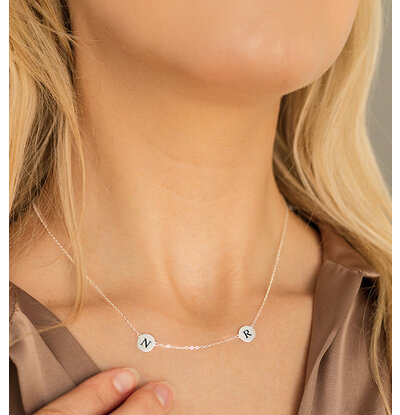 KAYA sieraden Necklace '2 Little Discs' with Initials