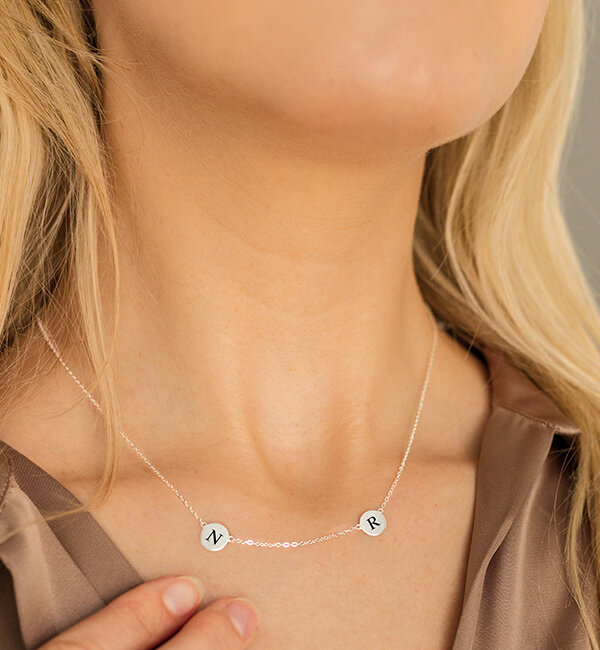 KAYA sieraden Necklace '2 Little Discs' with Initials