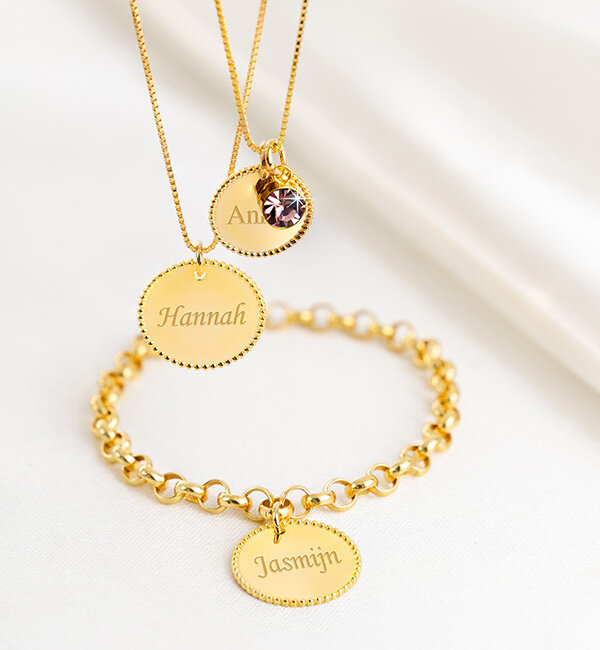 KAYA sieraden Charm Bracelet ‘Beaded’ with Engraved Charm