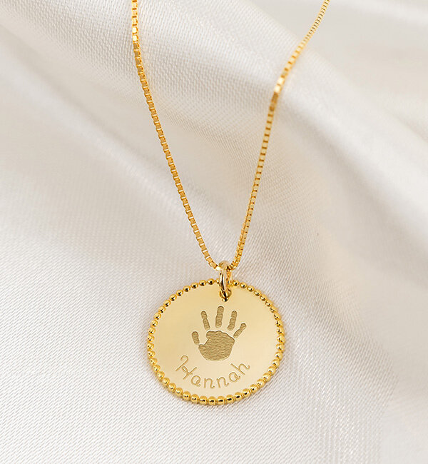 Gegraveerde sieraden Necklace with handprint and name ‘Beaded’