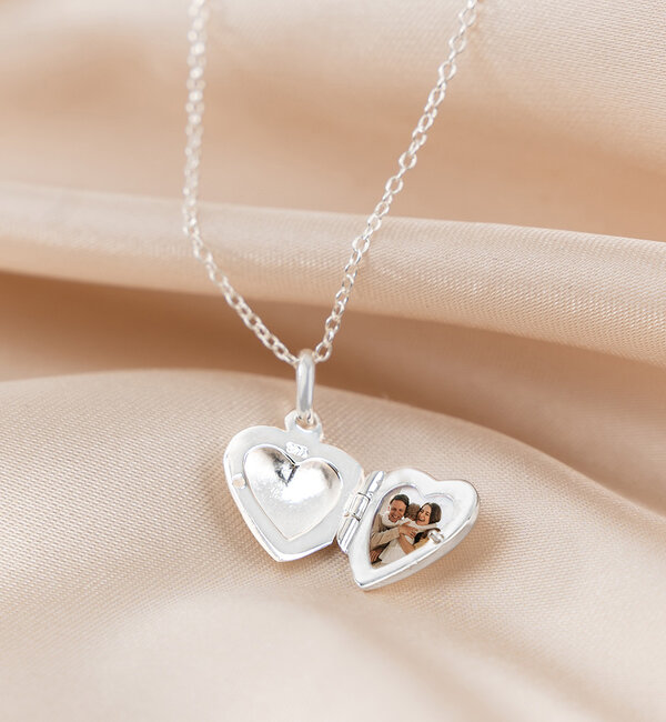 KAYA sieraden Bruids Medaillon Ketting 'Hartje' met Gravure