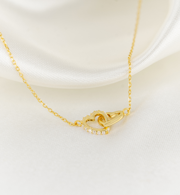 KAYA sieraden Heart Necklace with Crystals