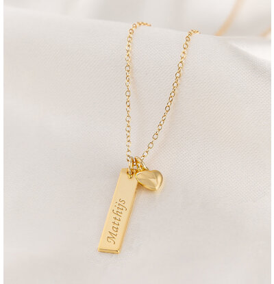 KAYA sieraden Silver necklace with name ‘Flat Bar’ | With extra charm