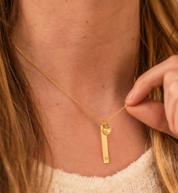 KAYA sieraden Necklace with letter ‘Flat Bar’ | With extra charm
