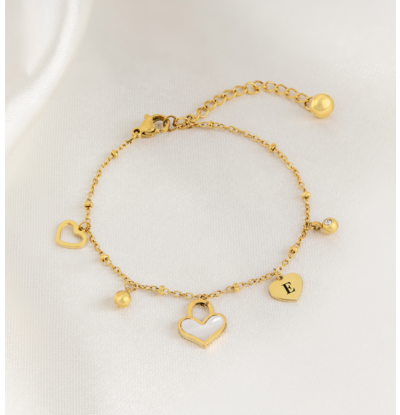 KAYA sieraden Charm Bracelet with Initial Engraving | Stainless Steel