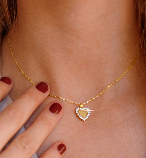 KAYA sieraden Necklace with Letter 'Heart' PavÃ©
