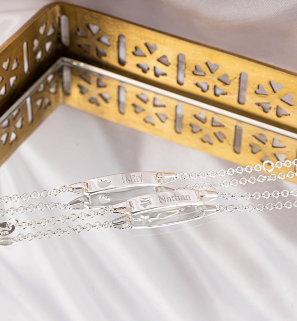 KAYA sieraden Baby gift with name | Baby bracelet with engraving