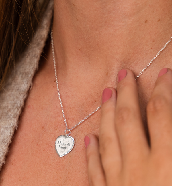 KAYA sieraden Ketting met Naam ´Vintage Heart´