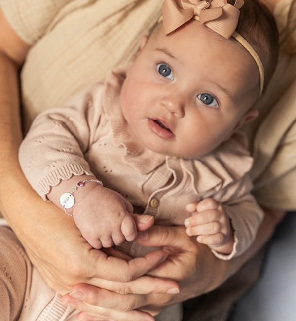 KAYA sieraden Baby bracelet with Birthstone and Name