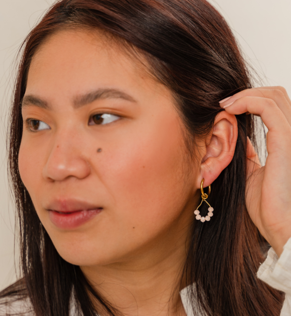 KAYA sieraden Powder pink crystal hoops | Stainless Steel