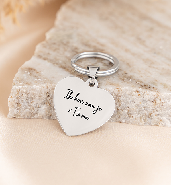 KAYA sieraden Heart keychain with engraving | Own handwriting