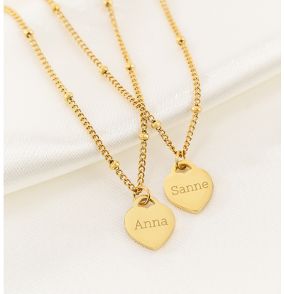 KAYA sieraden Mother and Daughter Necklaces with Name Hearts