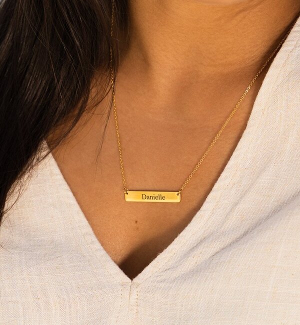 KAYA sieraden Sisters Necklace Set for 2 with Name Classic Bar | Stainless Steel