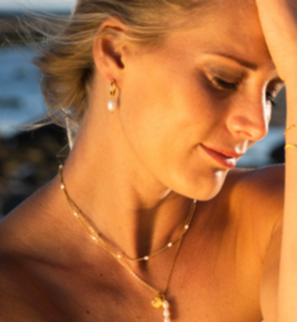 KAYA sieraden Creoles White Pearls 'Nova PÃ©rola' | Stainless Steel