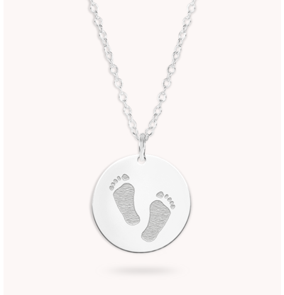 Gegraveerde sieraden Necklace with 2 Footprints