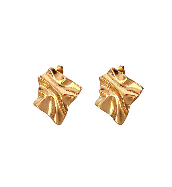 KAYA sieraden Hammered stud statement earrings | Stainless Steel Gold