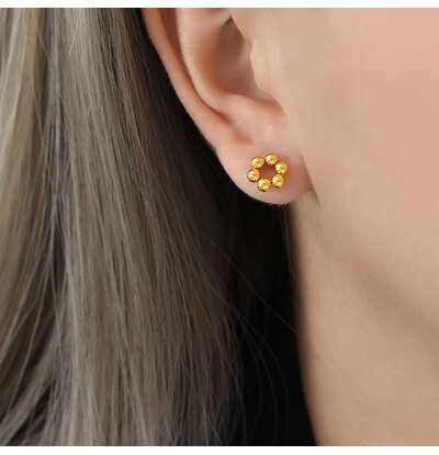 KAYA sieraden Flower stud earrings | Stainless Steel Gold
