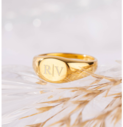KAYA sieraden Signet ring initials | Gold plated