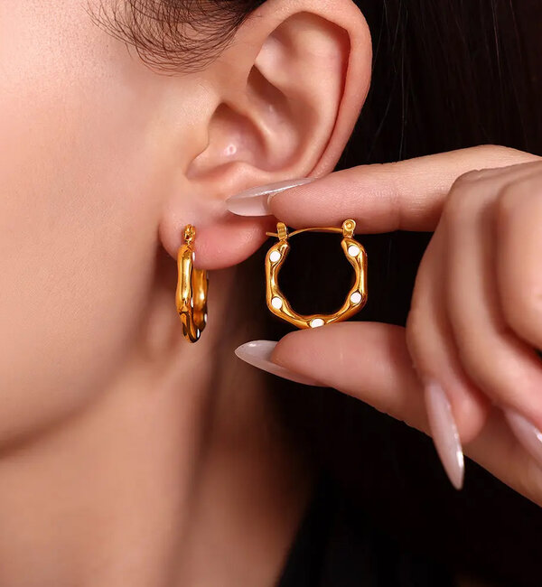 KAYA sieraden Hoop earrings with pearls | Stainless Steel Gold