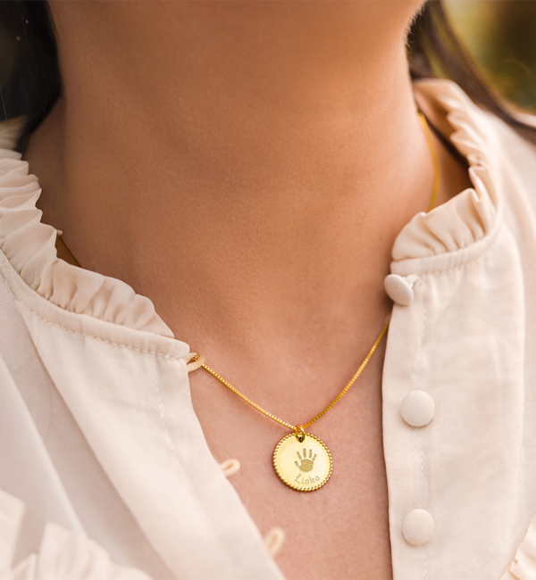 Gegraveerde sieraden Necklace with handprint and name ‘Beaded’