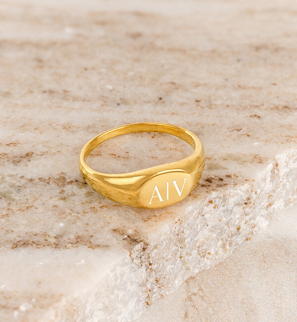 KAYA sieraden Personalized Signet Ring Men with Initials | Gold Plated