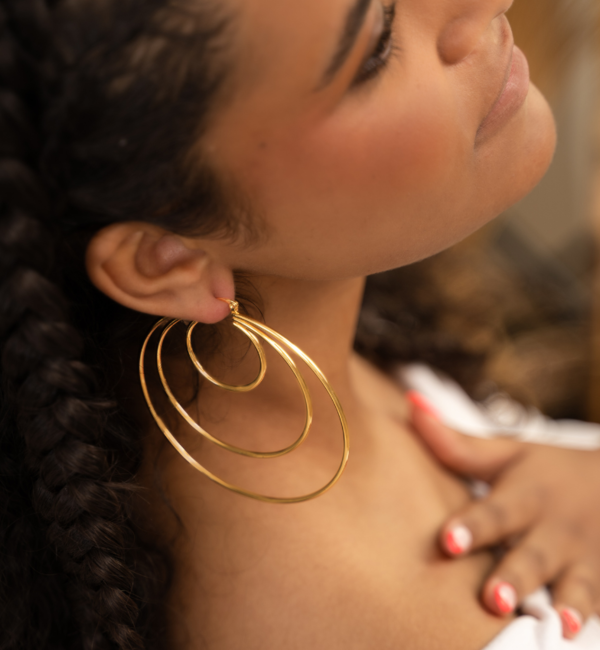 KAYA sieraden Statement hoop earrings ‘Main character’